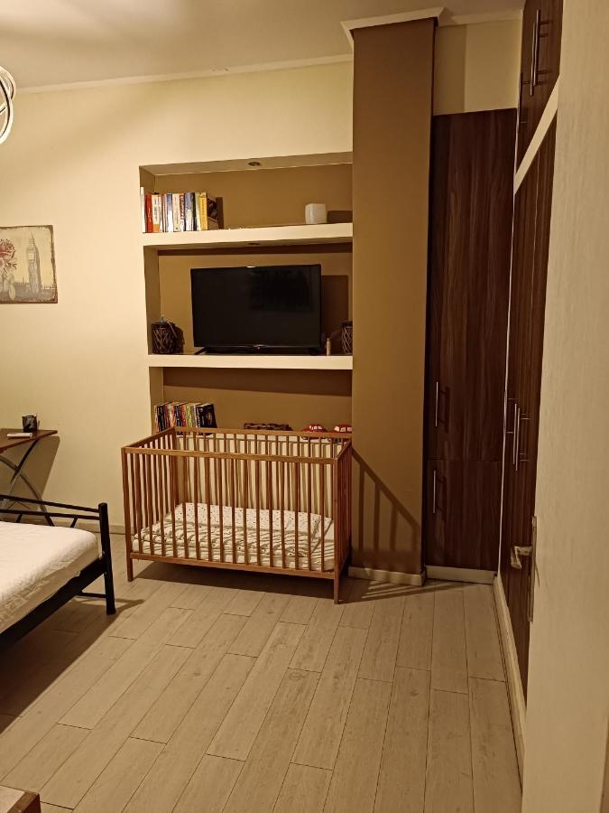 Home In The Heart Of City 아테네 외부 사진
